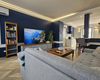 La Maison V.H., Appartements d'Hôtes - Troyes - Sala de estar