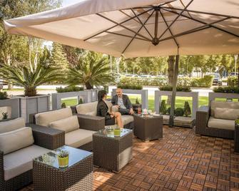 Pullman Bucharest World Trade Center - Bukarest - Baari