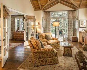 San Ysidro Ranch - Montecito - Living room