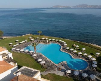Neptune Luxury Resort - Mastichari