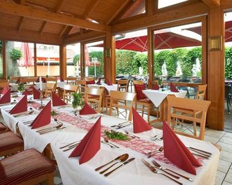 Hotelgasthof zur Sonne - Neustadt an der Donau - Restaurace