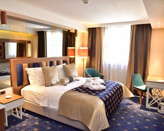 Giritligil Hotel - Magnesia am Sipylos - Schlafzimmer