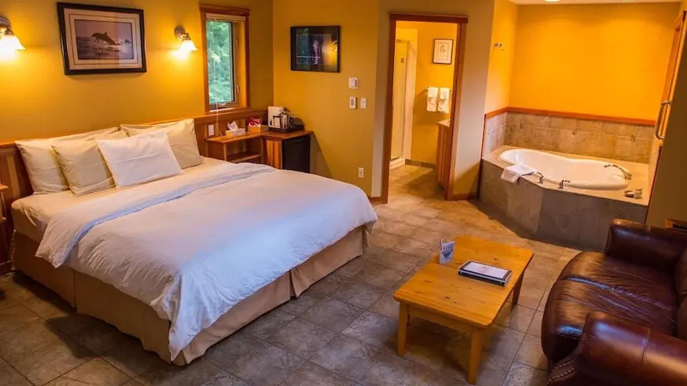 Snug Harbour Inn