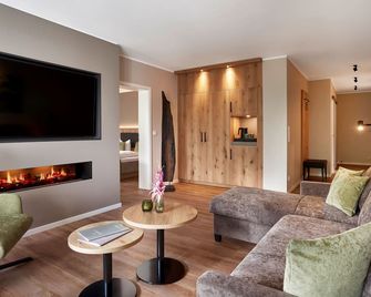 Sporthotel Grafenwald - Daun - Вітальня