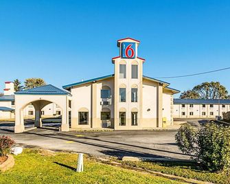 Motel 6 Urbana Il - Urbana - Bâtiment
