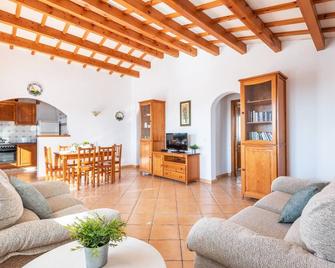 Villa Santi II by Villa Plus - Cala en Porter - Living room