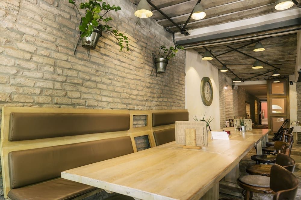 Veliki Garni Hotel - Novi Sad