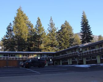 Tea Garden Lodge - South Lake Tahoe - Building