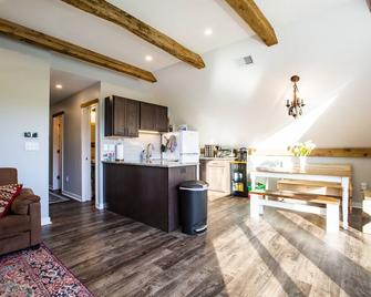 Family Friendly Farm Stay - Stewartstown - Cocina