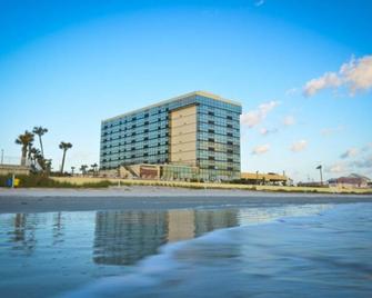 Ocean View Studio Condo - turtle - Daytona Beach - Edificio