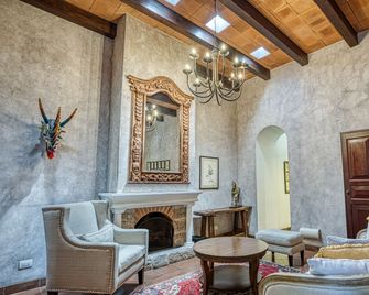 San Rafael Hotel - Antigua Guatemala - Salon