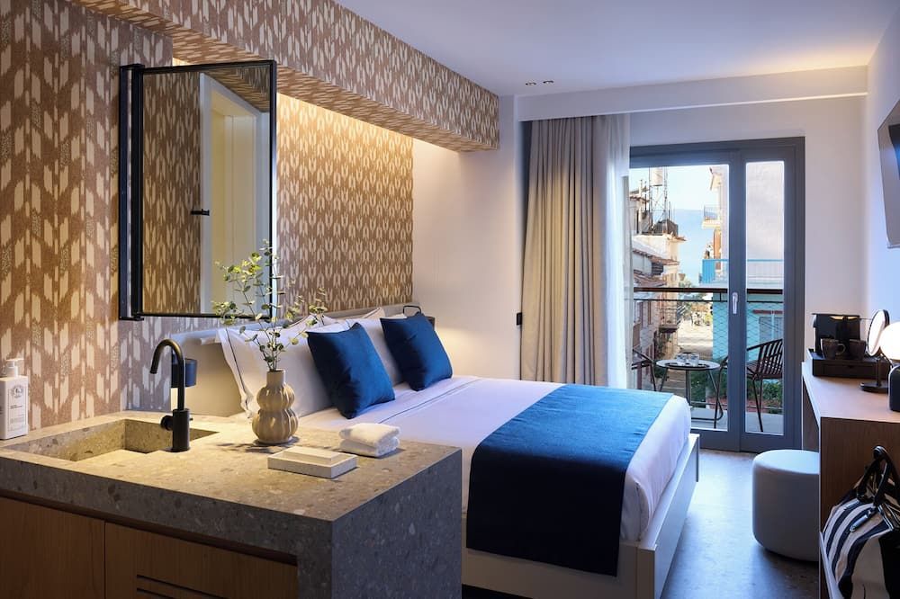 Naus Hotel - נפפיליון - חדר שינה