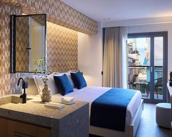 Naus Hotel - נפפיליון - חדר שינה