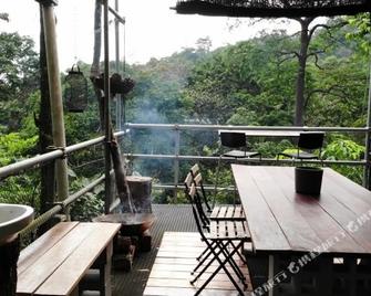 Gibbon Retreat Bentong - Bentong - Balkón