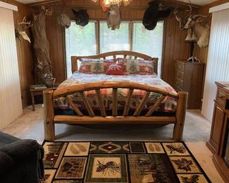 Vacation Rental in Westfield/Oxford, Wis., with acres of nature … - Oxford - Habitación