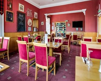 OYO Glenpark Hotel - Ayr - Restaurace
