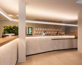 ميسترا كامبينج بولاري موبايلي هومز - روفيني - أفضل طعام