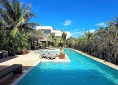 Romantic condo, best retreat for a couple, 1 block from the Ocean - Progreso - Piscina