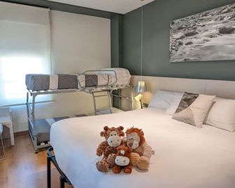Hotel Bed4U Tudela - Tudela - Спальня