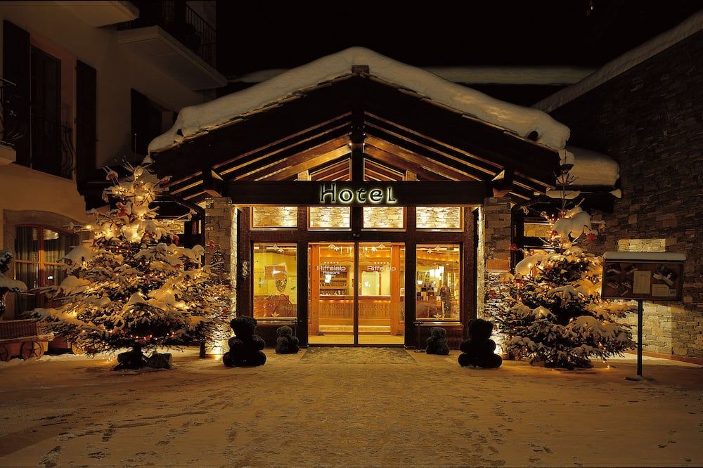 Riffelalp Resort 2222m Ski-in & Ski-out