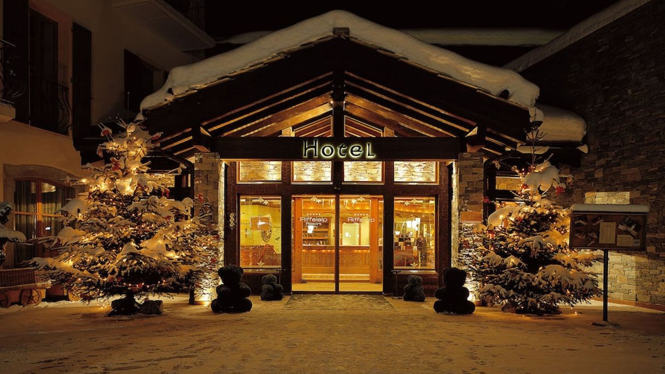 Riffelalp Resort 2222m Ski-in & Ski-out