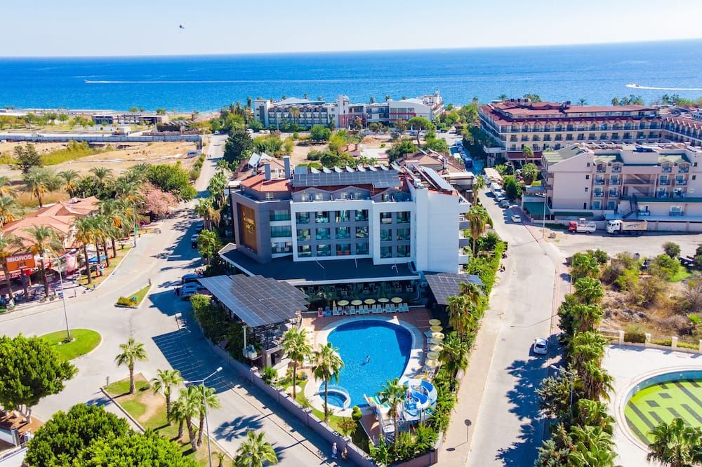 إسطانبول بيتش هوتل - شامامل جميع الخدمات