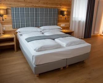 Hotel Due Spade - Folgaria - Schlafzimmer