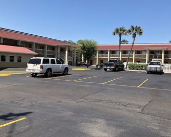 Jax Inn - Jacksonville - Toà nhà