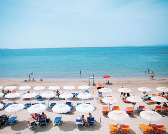 Hotel Parrini - Follonica - Spiaggia
