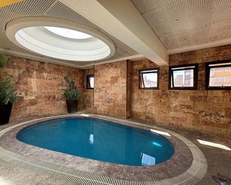 Hostal Del Sol - San Bernardo - Piscina