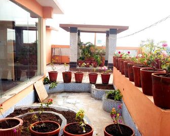 Kanchan Recreation - Maheshwar - Patio