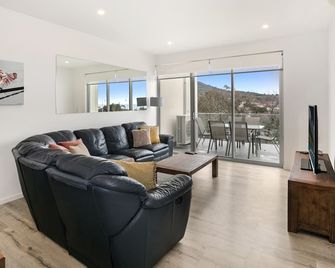 Seaside Apartment Getaway - Dromana - Sala de estar