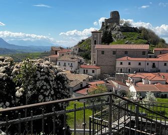 Appartamenti Rocchesi - 로카 산 펠리세 - 발코니