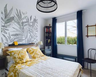 Douce escapade avec jardin à 800m de la plage - Brem-sur-Mer - Chambre