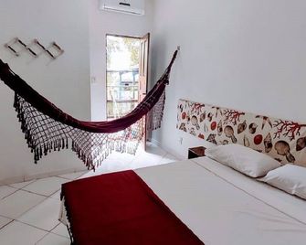 Boa Vida Hostel, your house in Baiano Itacare, Suite 1 - איטקארה (אילוז-איטבונה) - חדר שינה
