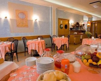 Albergo Ristorante Grigna - Mandello del Lario - Restaurante