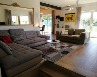 B&B Villa Pelèr - Lazise - Sala de estar