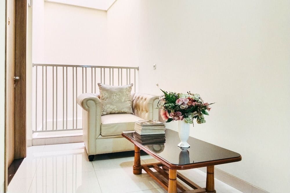 Portal Residence - ג'קרטה - טרקלין