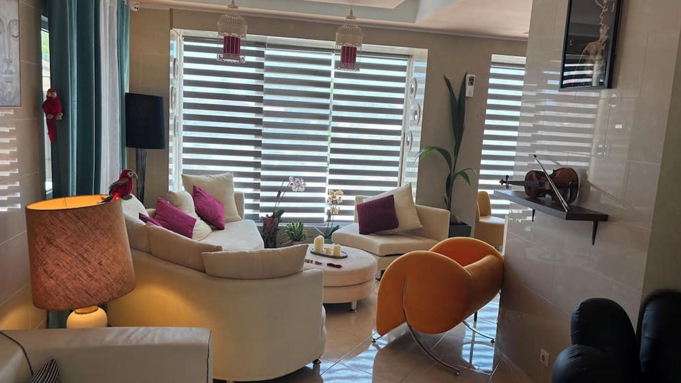 Nikolakakis Rooms Lavrio