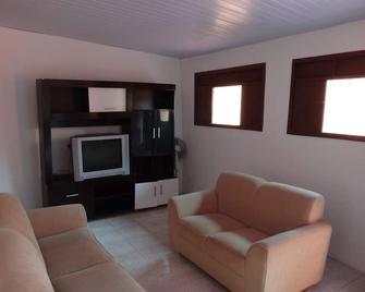 2 Bedroom 2 Bathroom On The Beach A Few Meters From The Sea. Family Friendly. - Maxaranguape - Living room