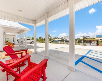 Cape Cottages by Panhandle Getaways - Port St. Joe - Patio