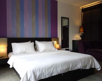 Men's Resort & Spa (Gay Hotel) - Siem Reap - Phòng ngủ