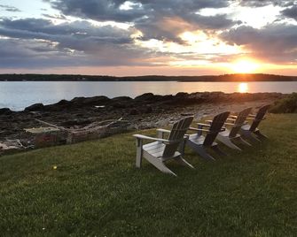 Oceanfront on John's Bay with Private Beach 50 feet from Cottage, New Harbor. - New Harbor - Patio