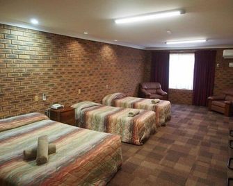 Cobar Town & Country Motor Inn - Cobar - Habitación