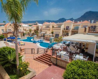 Yucca Park Aparthotel - Adeje