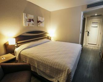 Dallonder Vittoria Hotel Bento Goncalve - Bento Gonçalves - Κρεβατοκάμαρα