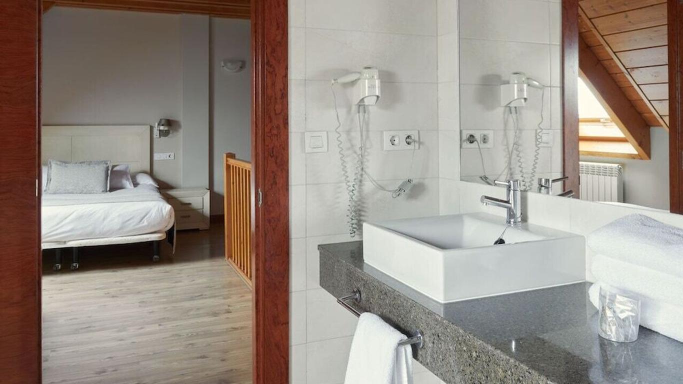 Apartahotel Tres Quinones