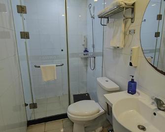 Hanting Hotel Beijing Railway Station - Beijing - Bedroom