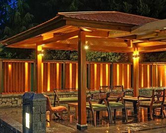 Fortune Resort Heevan, Srinagar - Member Itc Hotels' Group - Srinagar - Patio