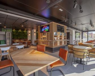 فيرتيثي روم سبايس مدريد - مدريد - مطعم